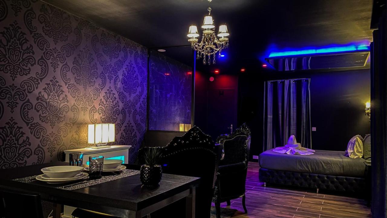 Nouveau - Luxure - Secret Suite - Jacuzzi Melun Kültér fotó