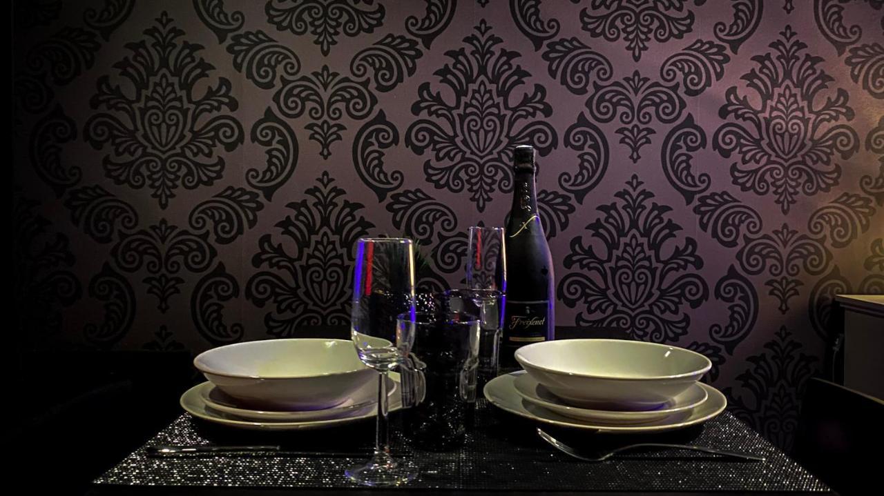 Nouveau - Luxure - Secret Suite - Jacuzzi Melun Kültér fotó