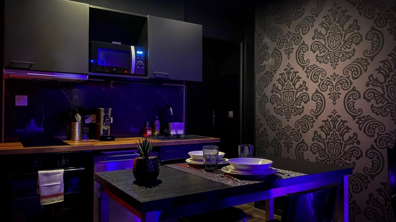 Nouveau - Luxure - Secret Suite - Jacuzzi Melun Kültér fotó